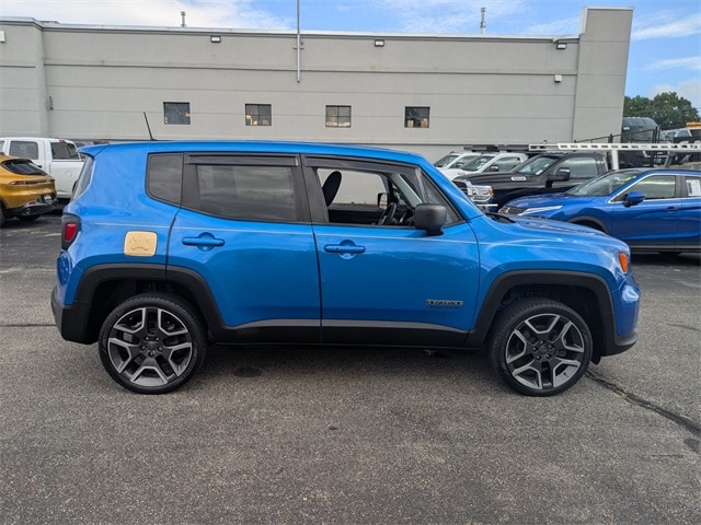 Used 2020 Jeep Renegade Jeepster with VIN ZACNJBAB2LPL77276 for sale in Willimantic, CT