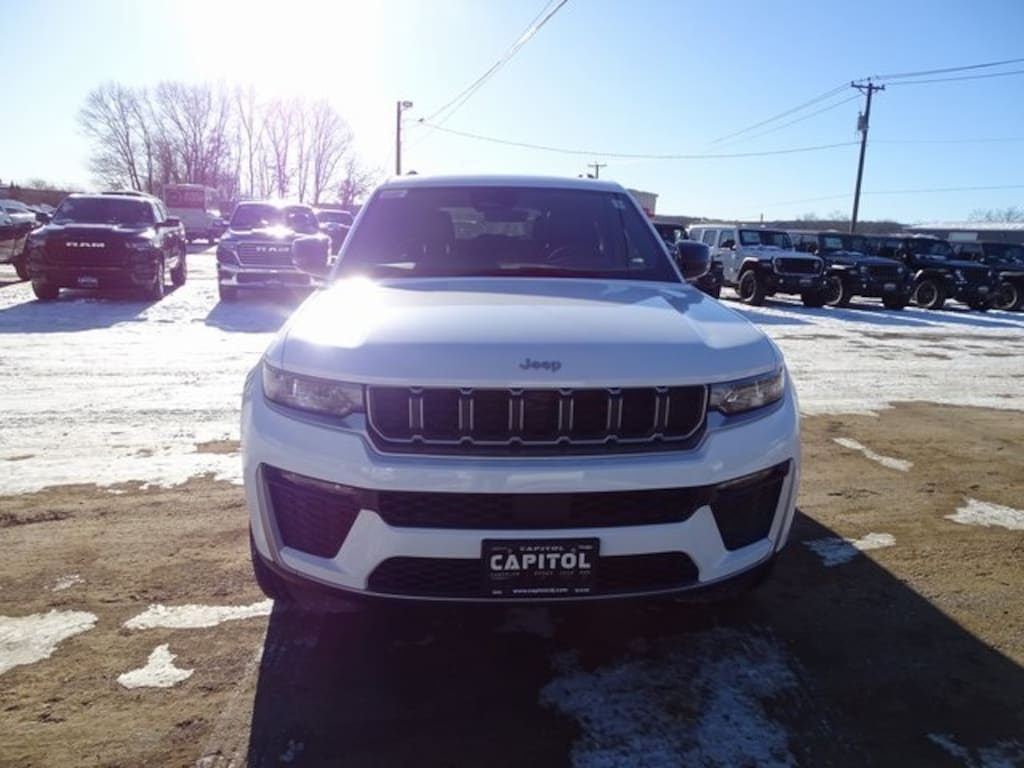 New 2026 Jeep Grand Cherokee LIMITED 4X4 Sport Utility