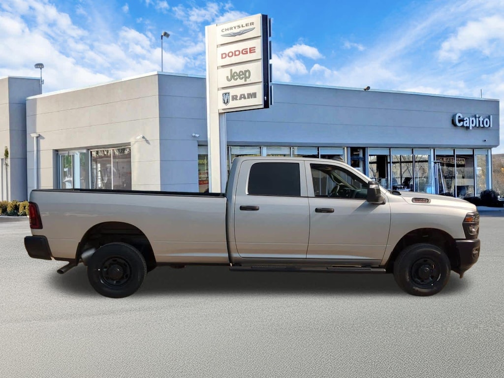 New 2026 Ram 2500 Tradesman 4x4 Crew Cab 8 Box Pickup