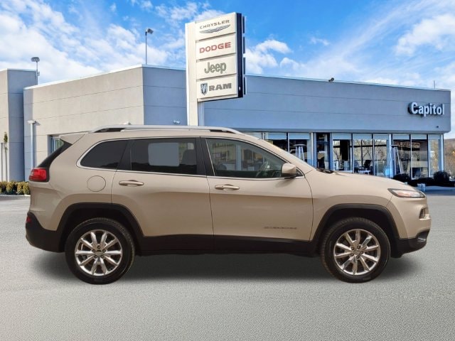 Used 2015 Jeep Cherokee Limited with VIN 1C4PJMDS4FW667190 for sale in Windham, CT