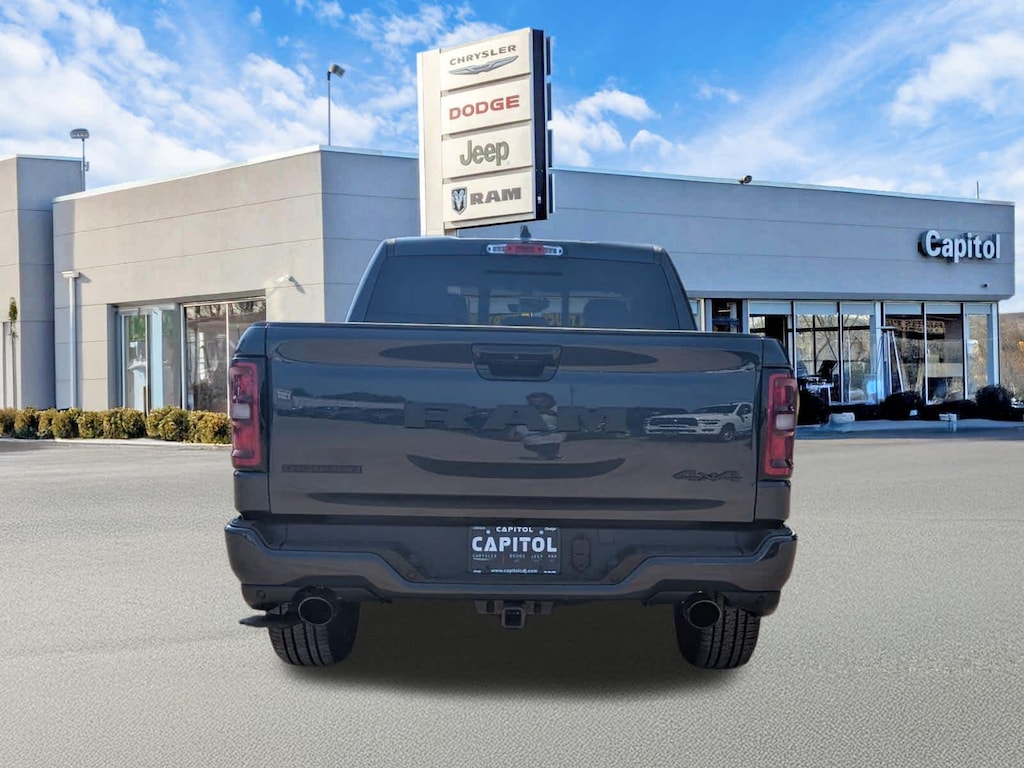 New 2026 Ram 1500 BIG HORN CREW CAB 4X4 5'7 BOX Pickup