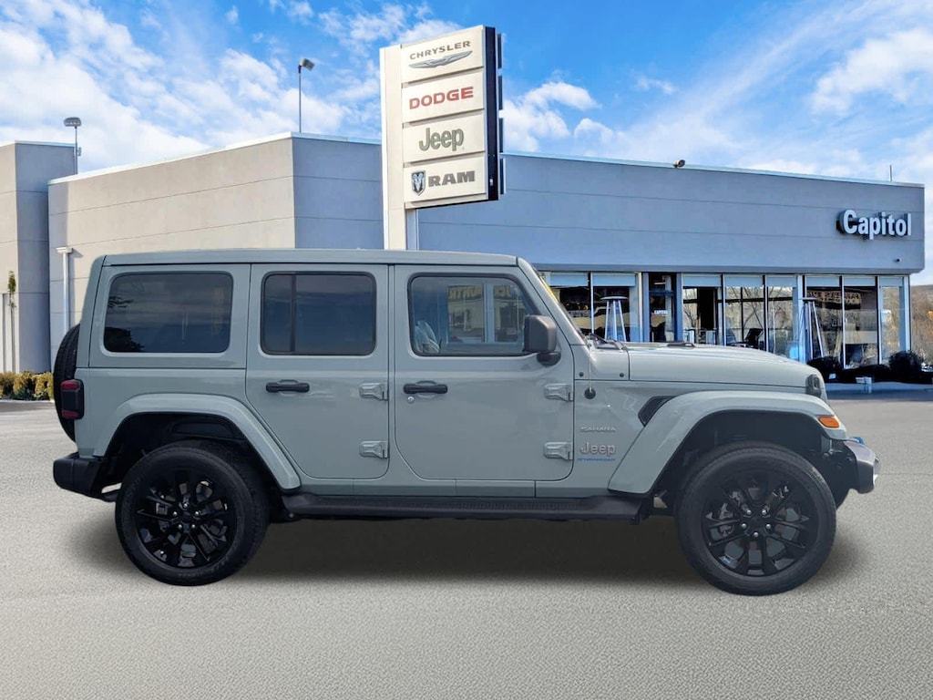 Used 2023 Jeep Wrangler 4xe Sahara SUV