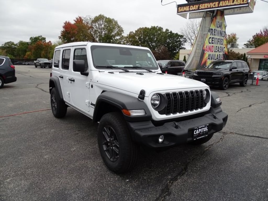 New 2026 Jeep Wrangler 4-DOOR SPORT S Sport Utility