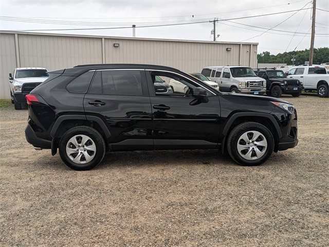 Used 2021 Toyota RAV4 LE with VIN 2T3F1RFV3MW176430 for sale in Willimantic, CT