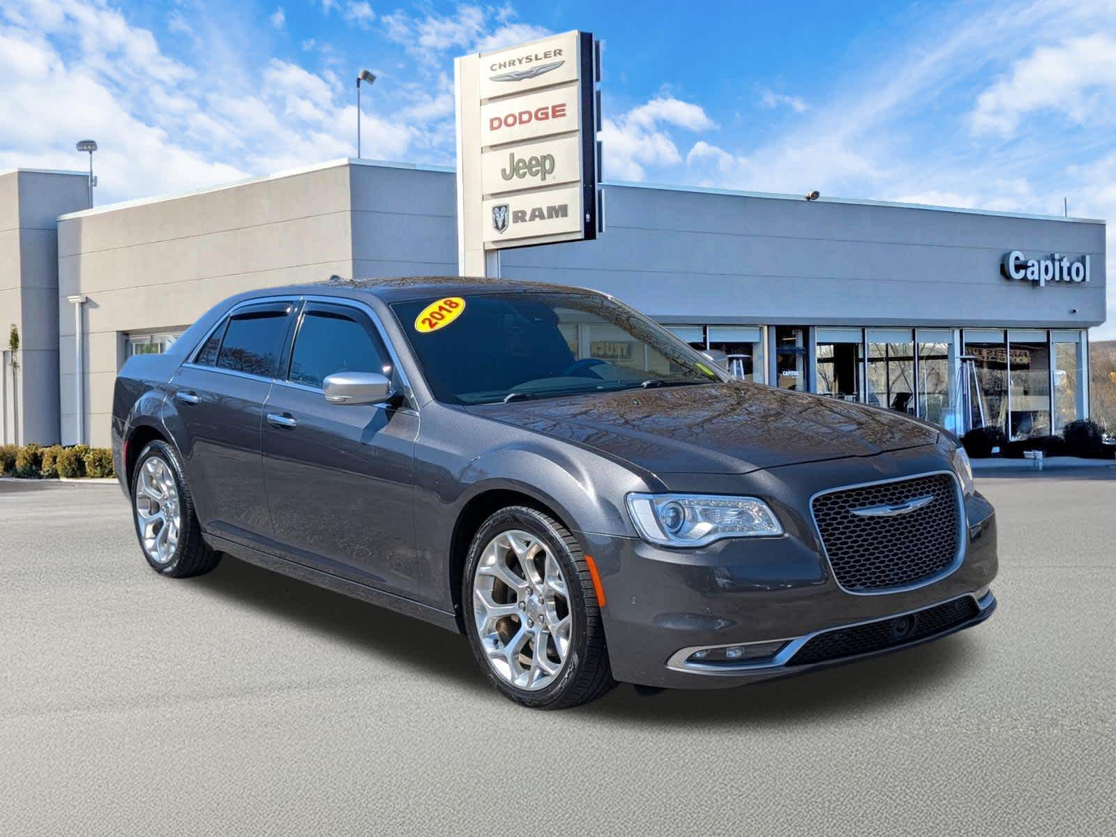 2018 Chrysler 300 C's photo