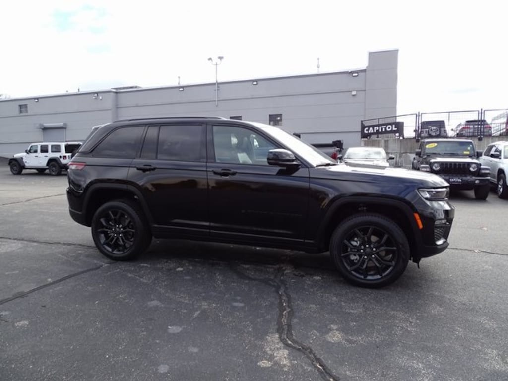New 2025 Jeep Grand Cherokee LIMITED 4X4 Sport Utility
