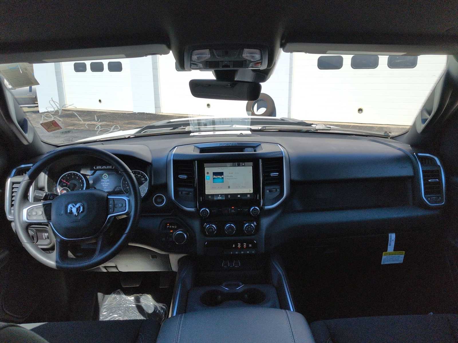2026 RAM 1500 Express - Photo 16