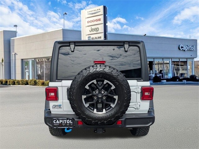2024 Jeep Wrangler Rubicon 4xe photo 4