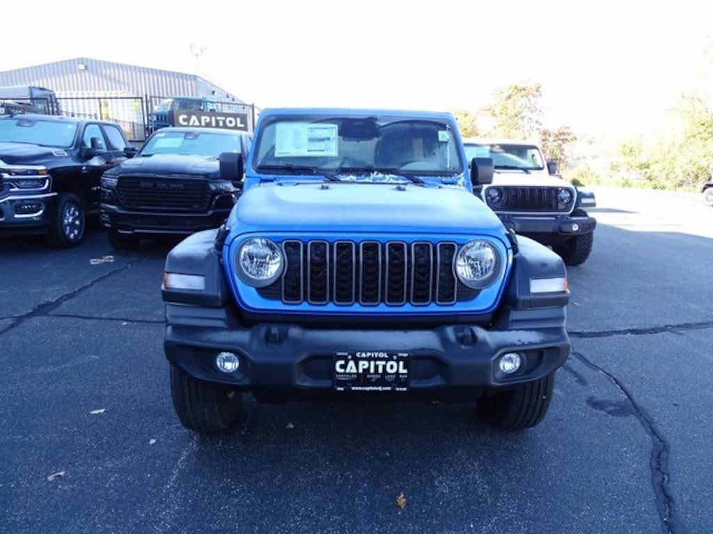 New 2026 Jeep Wrangler 4-DOOR SPORT S Sport Utility