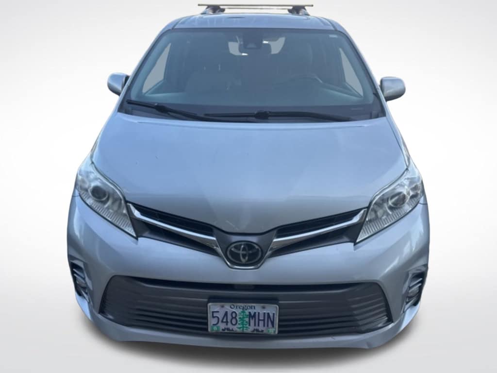 Used 2019 Toyota Sienna XLE 7 Passenger Auto Access Seat Van