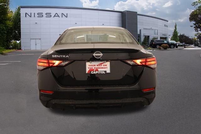 2025 Nissan Sentra S photo 3