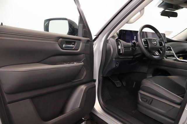 2026 Nissan Armada SV - Photo 7