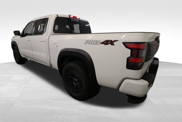 2025 Nissan Frontier PRO-4X photo 3
