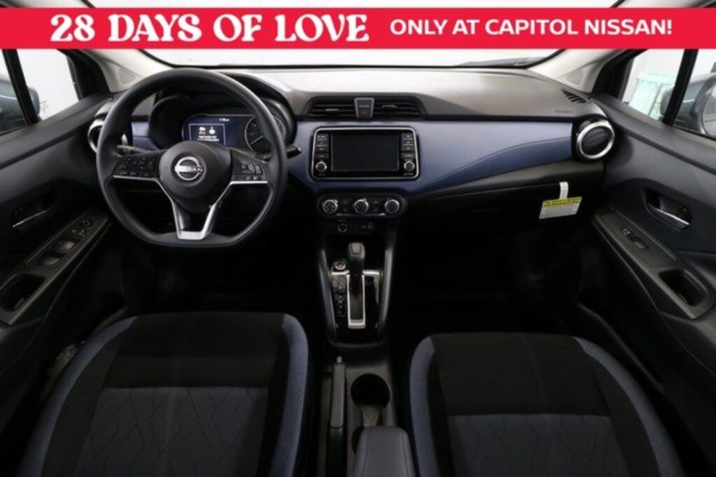New 2025 Nissan Versa 1.6 SV Sedan