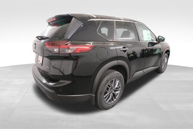 2025 Nissan Rogue S photo 2