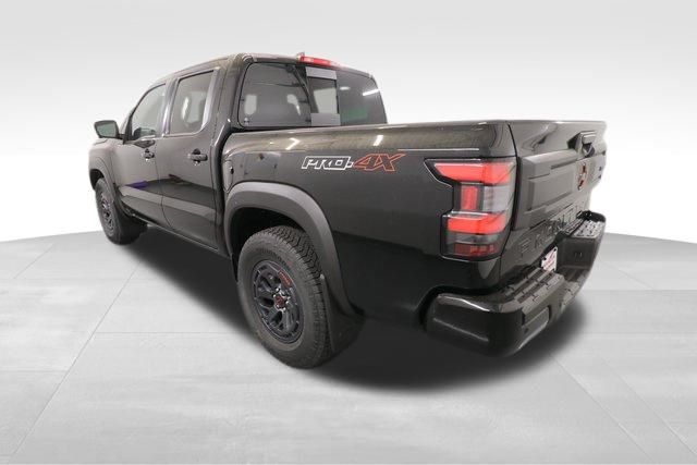 2025 Nissan Frontier PRO-4X photo 3