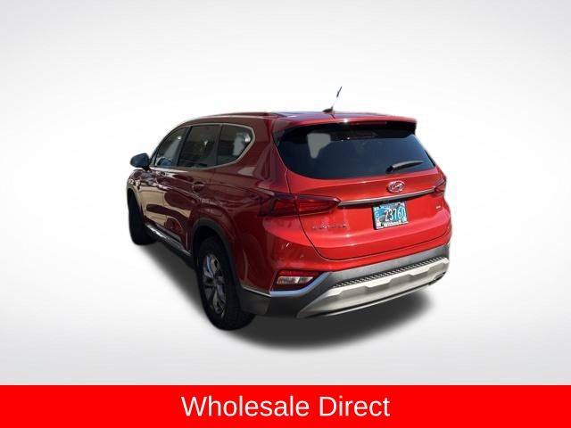 2020 Hyundai Santa Fe SE photo 2
