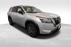 2025 Nissan Pathfinder S SUV