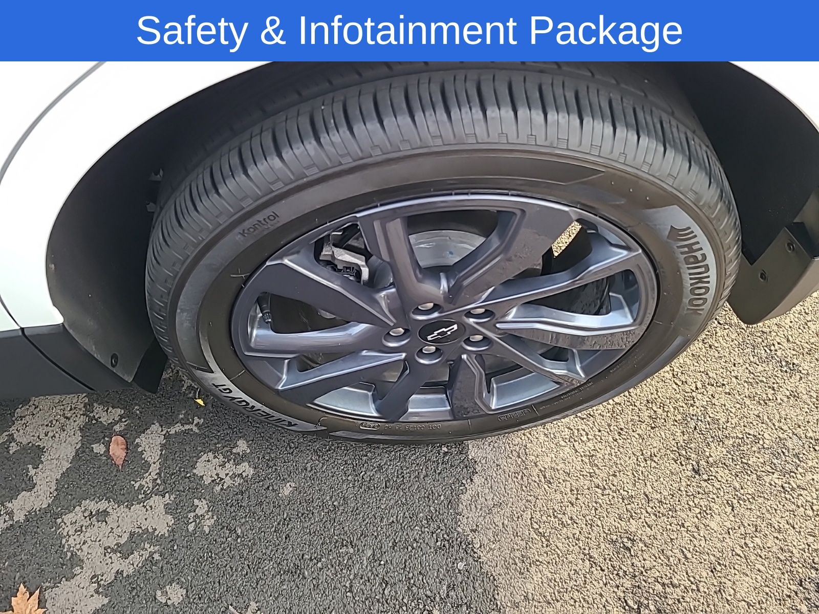 2024 Chevrolet Equinox RS photo 3