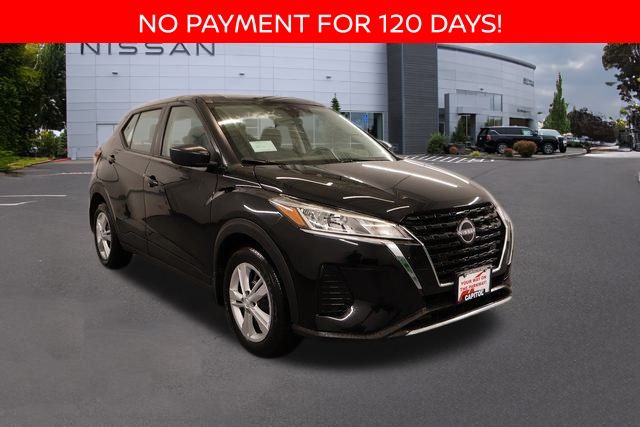 2025 Nissan KICKS PLAY Base's photo