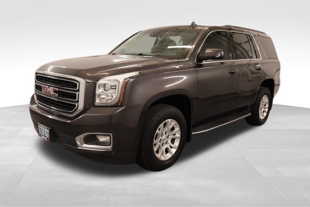2017 Gmc Yukon SLE photo 4