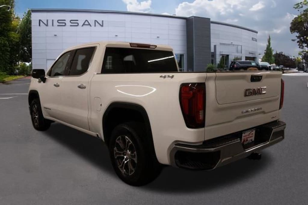 Used 2026 GMC Sierra 1500 SLT Truck Crew Cab