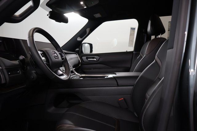 2026 Nissan Armada SL - Photo 12