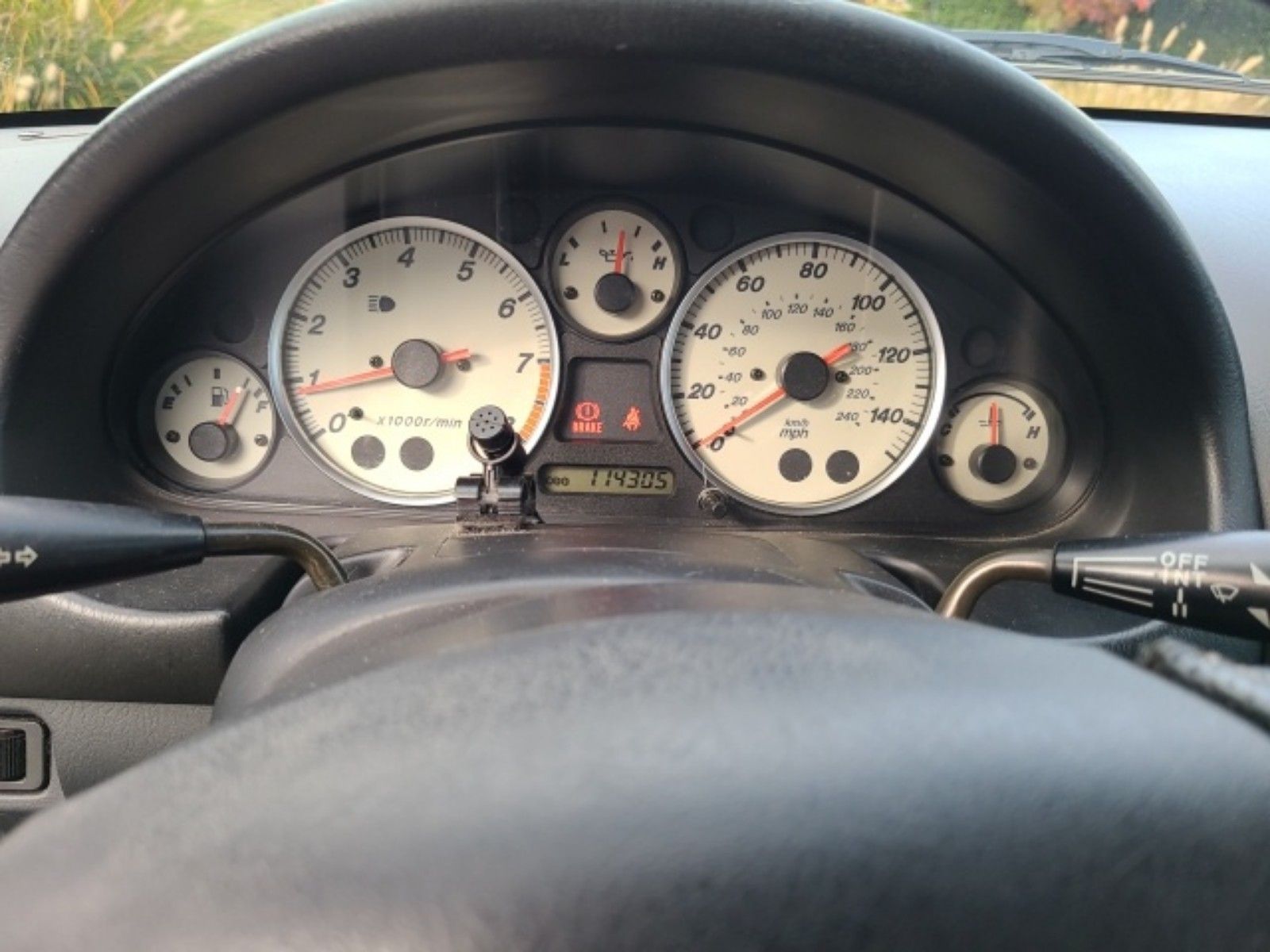 2005 Mazda MX-5 Miata Miata photo 2