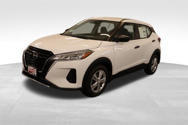 2025 Nissan Kicks Play S photo 2
