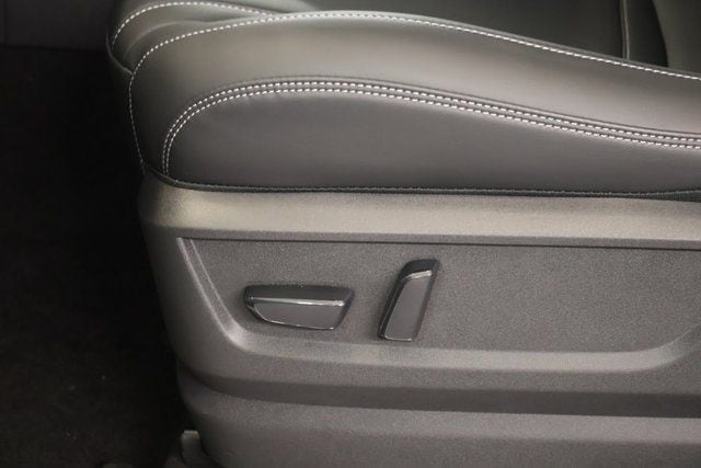 2026 Nissan Armada SV - Photo 11
