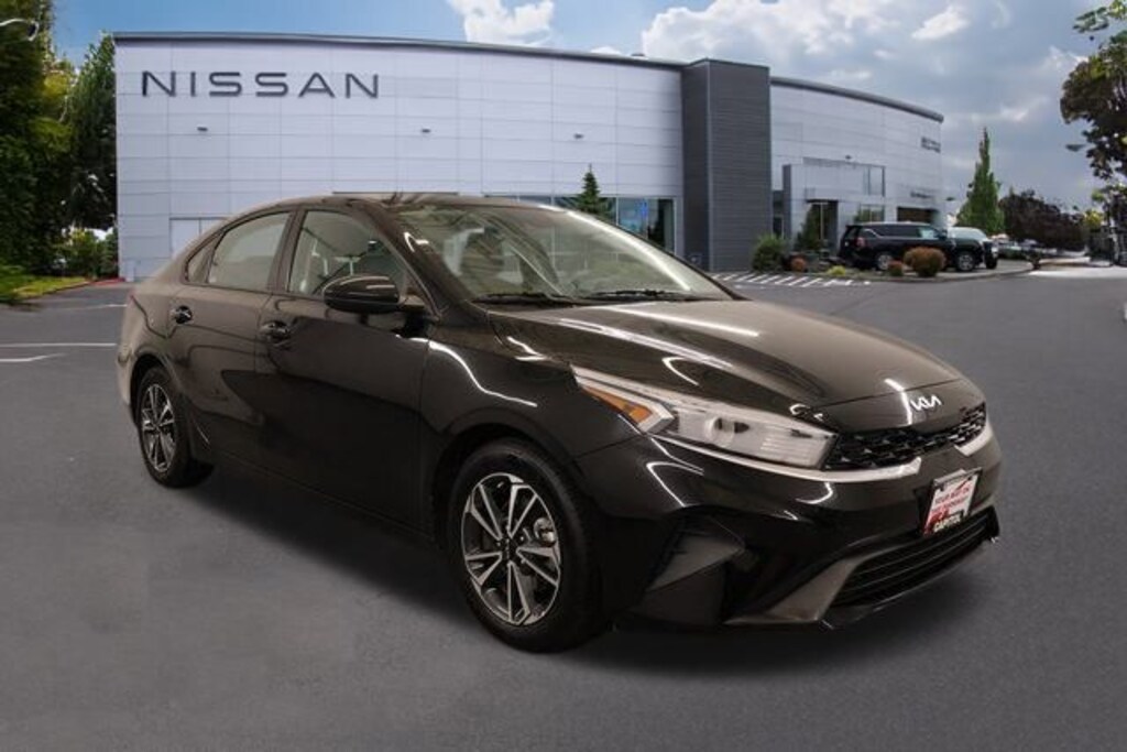 Used 2024 Kia Forte LXS Sedan