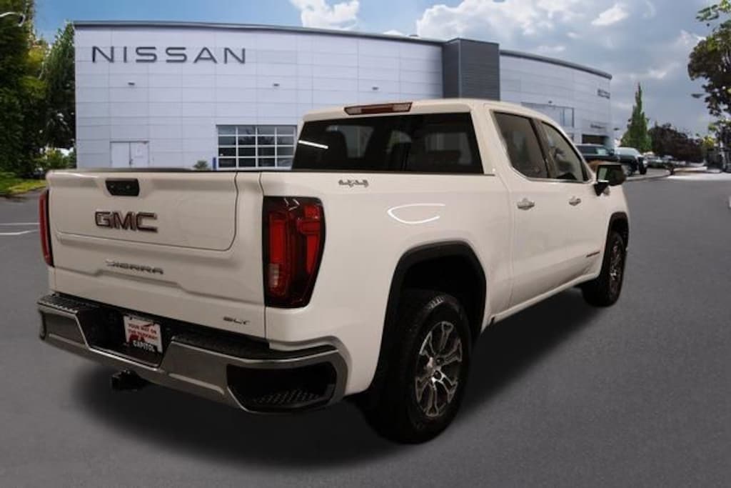 Used 2026 GMC Sierra 1500 SLT Truck Crew Cab
