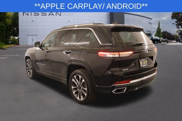2023 Jeep Grand Cherokee Overland photo 2