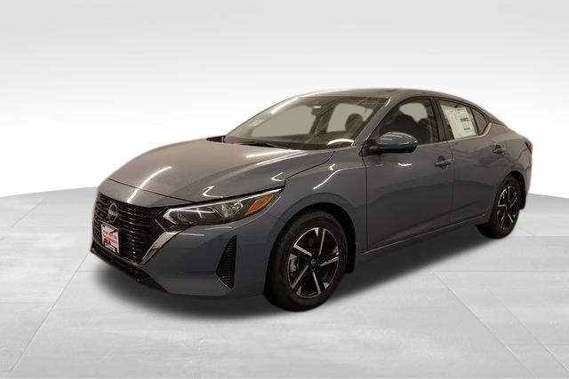 2025 Nissan Sentra SV photo 4