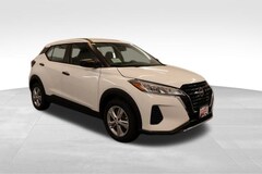 2025 Nissan Kicks Play S SUV