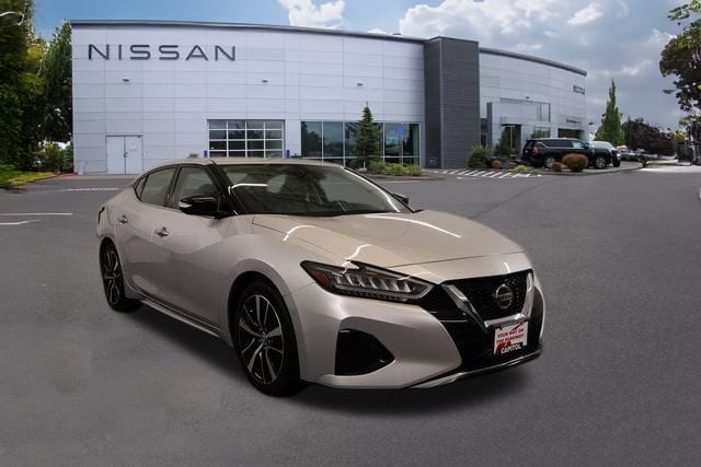 2022 Nissan Maxima SV