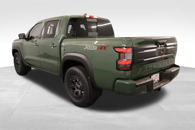 2025 Nissan Frontier PRO-4X photo 3