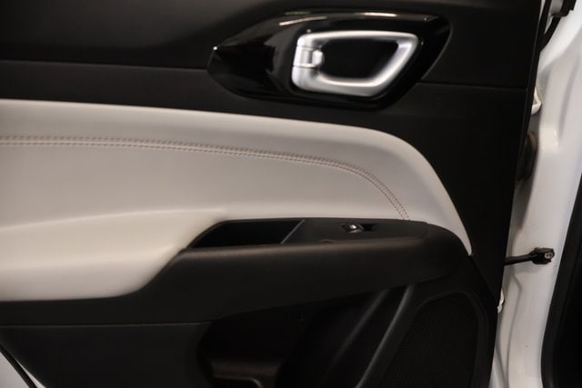 2025 Jeep Compass Limited - Photo 30