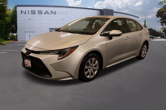 2022 Toyota Corolla LE photo 4