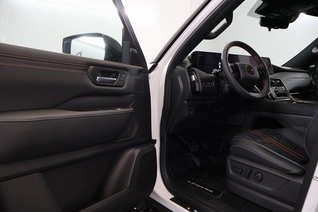 2026 Nissan Armada PRO-4X - Photo 7
