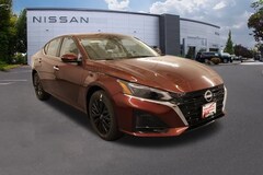 2025 Nissan Altima SV Sedan