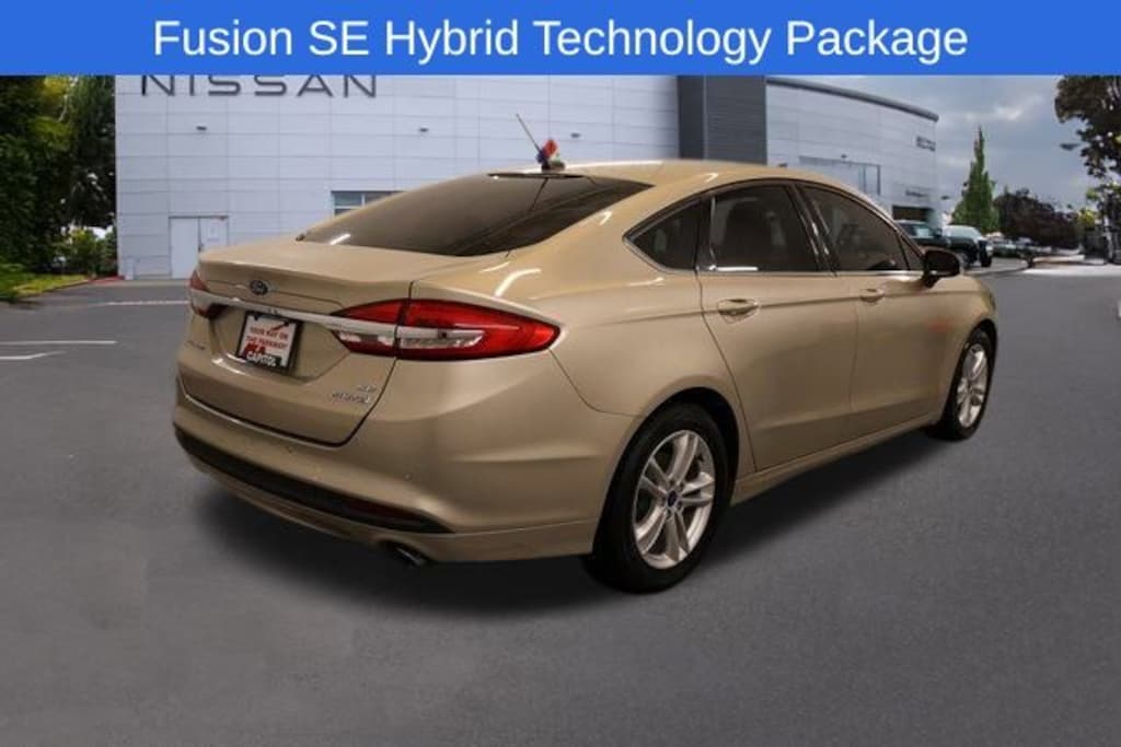 Used 2018 Ford Fusion Hybrid SE Sedan