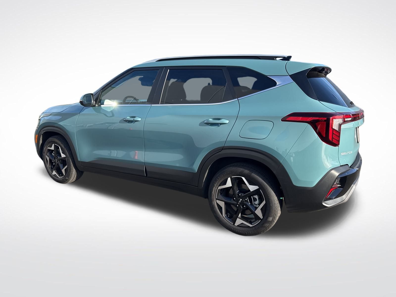 2024 Kia Seltos EX photo 4