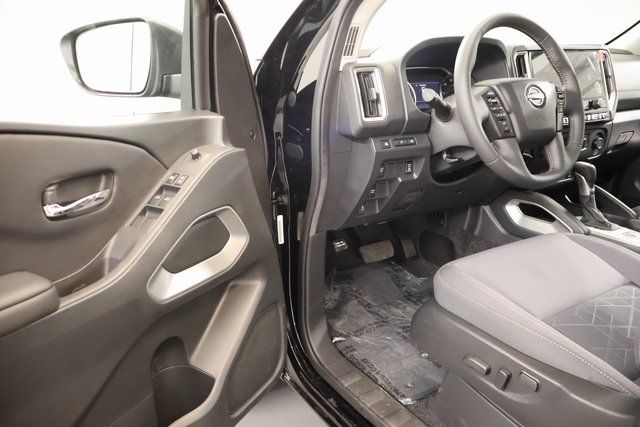 2026 Nissan Frontier SV - Photo 8