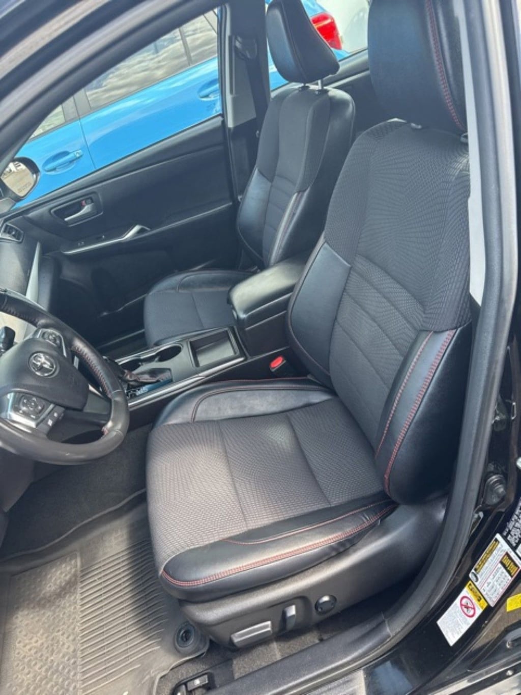 Used 2017 Toyota Camry SE Sedan