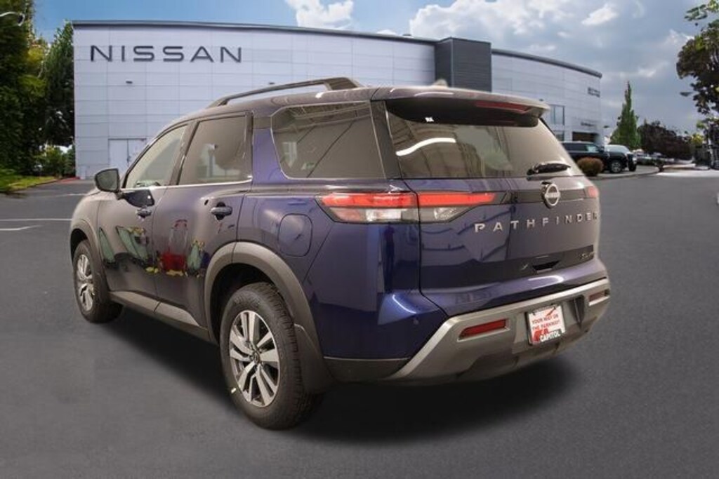 New 2026 Nissan Pathfinder SL SUV