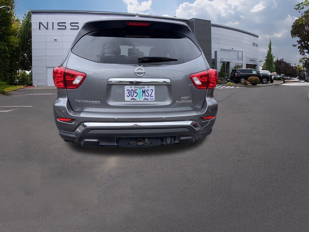 Used 2020 Nissan Pathfinder Platinum SUV