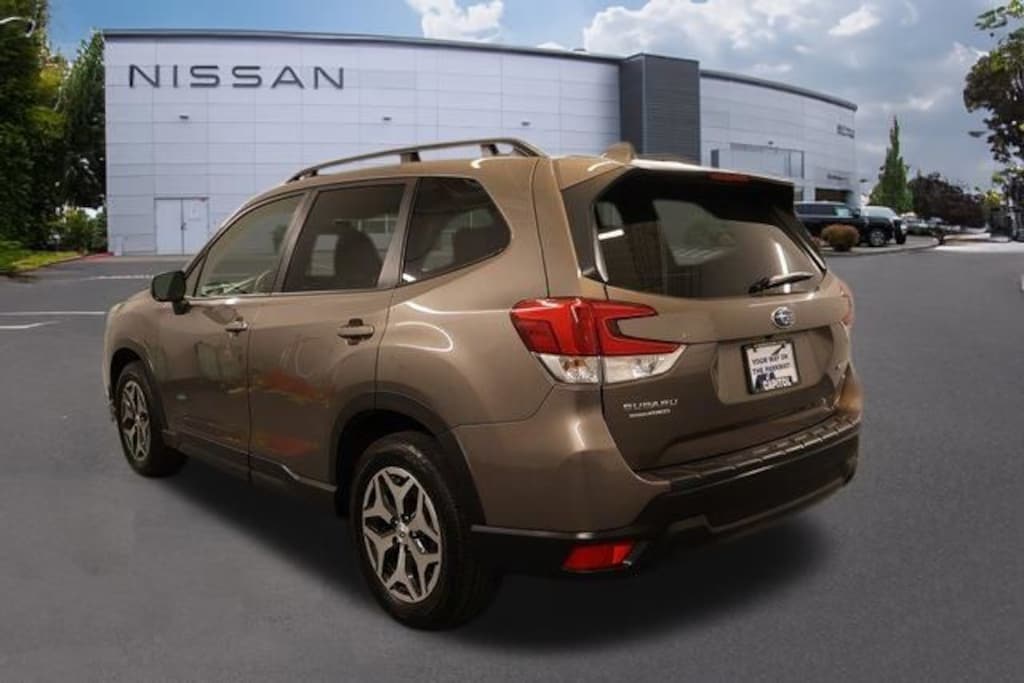 Used 2022 Subaru Forester Premium SUV