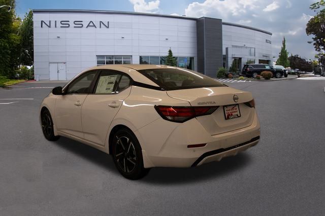 2025 Nissan Sentra SV photo 4