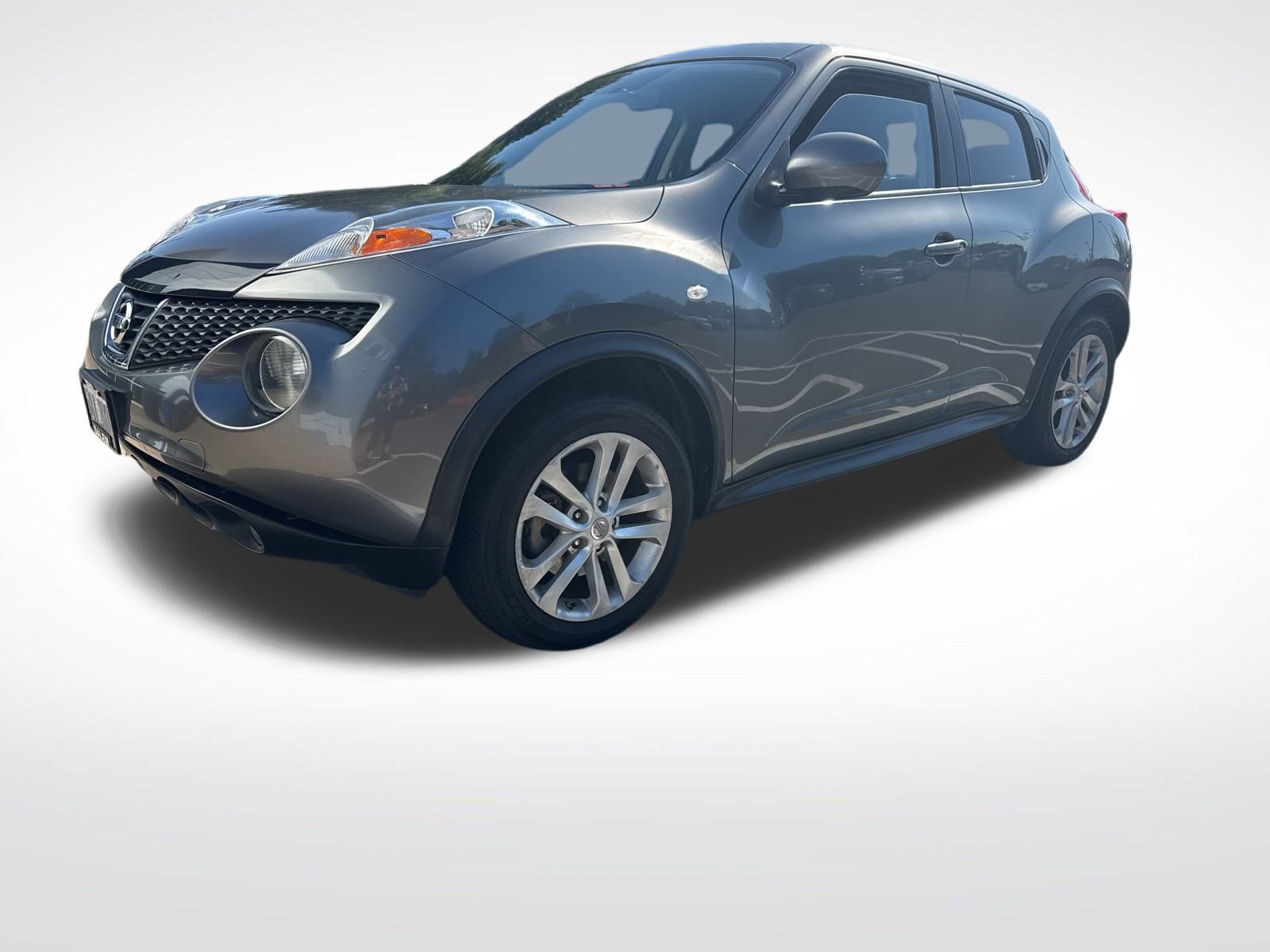2011 Nissan Juke SL photo 2